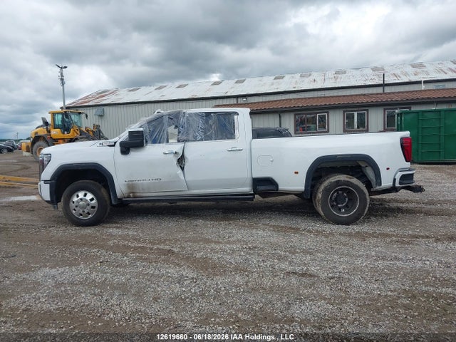 2025 Gmc Sierra 3500 მანქანა იყიდება აუქციონზე, vin: 1GT4UWEY6SF101132, აუქციონის ნომერი: 12619660