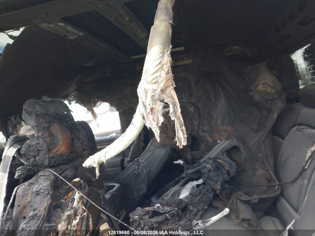 2025 Gmc Sierra 3500 მანქანა იყიდება აუქციონზე, vin: 1GT4UWEY6SF101132, აუქციონის ნომერი: 12619660