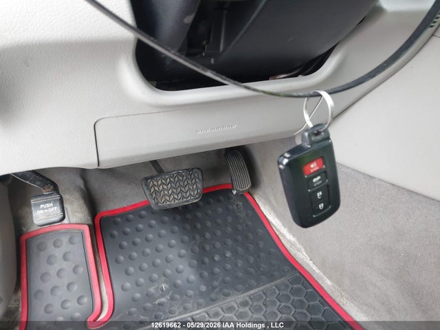 2012 Toyota Camry Hybrid Xle მანქანა იყიდება აუქციონზე, vin: 4T1BD1FKXCU002939, აუქციონის ნომერი: 12619662