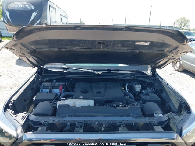 12619663 :رقم المزاد ، 5TFNA5DB2PX069012 vin ، 2023 Toyota Tundra Platinum مزاد بيع
