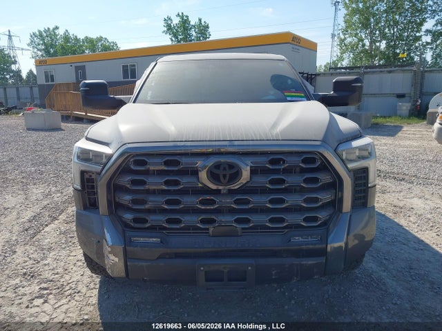 12619663 :رقم المزاد ، 5TFNA5DB2PX069012 vin ، 2023 Toyota Tundra Platinum مزاد بيع