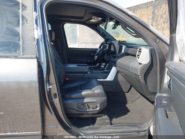 12619663 :رقم المزاد ، 5TFNA5DB2PX069012 vin ، 2023 Toyota Tundra Platinum مزاد بيع