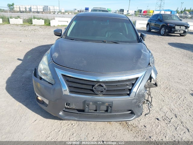 2015 Nissan Altima მანქანა იყიდება აუქციონზე, vin: 1N4AL3AP7FN368377, აუქციონის ნომერი: 12619680