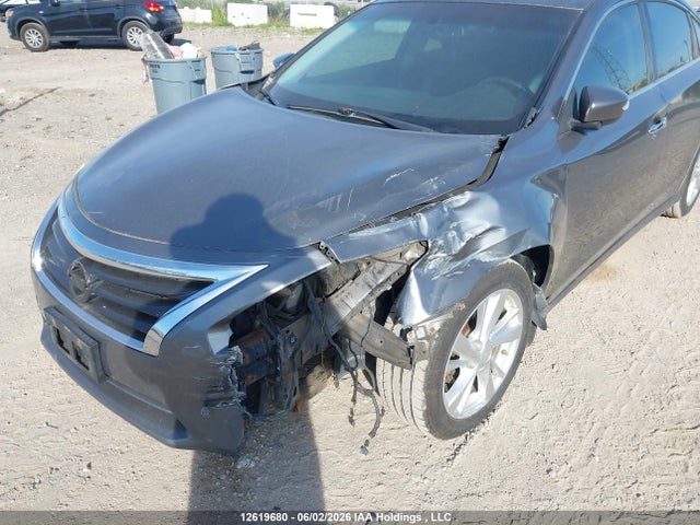 2015 Nissan Altima მანქანა იყიდება აუქციონზე, vin: 1N4AL3AP7FN368377, აუქციონის ნომერი: 12619680