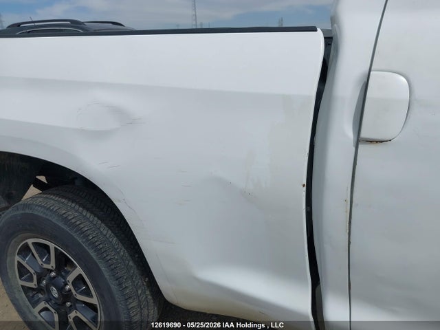 Продажа на аукционе авто 2014 Toyota Tundra Double Cab Sr/double Cab Sr5, vin: 5TFUY5F10EX365414, номер лота: 12619690