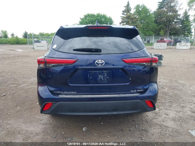 5TDGZRBH9MS530711 Toyota Highlander Xle