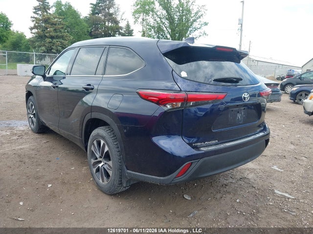 5TDGZRBH9MS530711 Toyota Highlander Xle