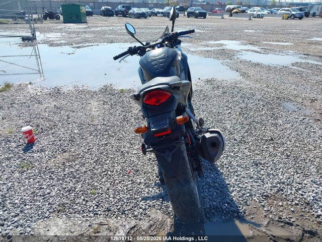 12619712 :رقم المزاد ، MLHMC4120B5000941 vin ، 2011 Honda Cbr250 Ra مزاد بيع