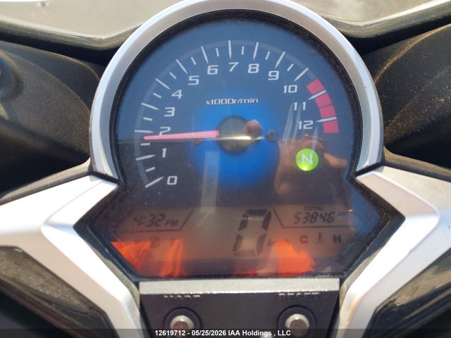 12619712 :رقم المزاد ، MLHMC4120B5000941 vin ، 2011 Honda Cbr250 Ra مزاد بيع