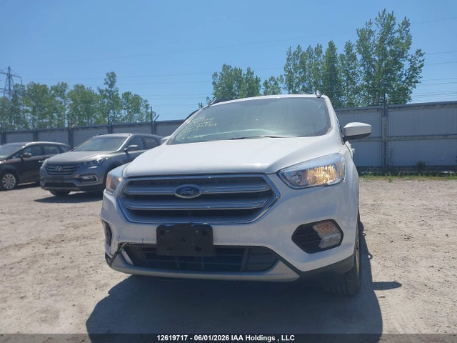 2018 Ford Escape Se მანქანა იყიდება აუქციონზე, vin: 1FMCU9GD4JUB65313, აუქციონის ნომერი: 12619717