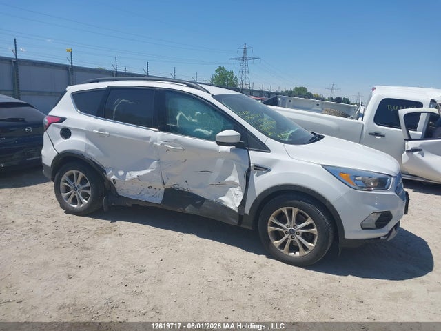 2018 Ford Escape Se მანქანა იყიდება აუქციონზე, vin: 1FMCU9GD4JUB65313, აუქციონის ნომერი: 12619717