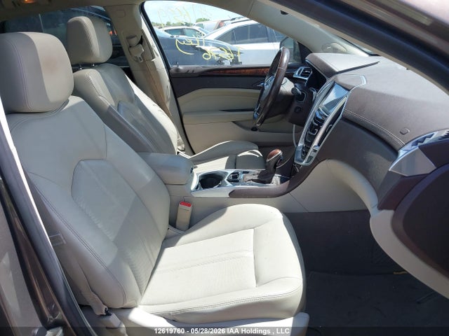 Cadillac SRX LUXURY 2014 3GYFNEE31ES547140 Image 5