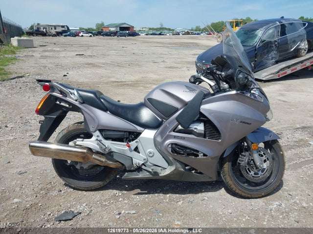 Продажа на аукционе авто 2003 Honda St1300 A, vin: JH2SC51533M100184, номер лота: 12619773