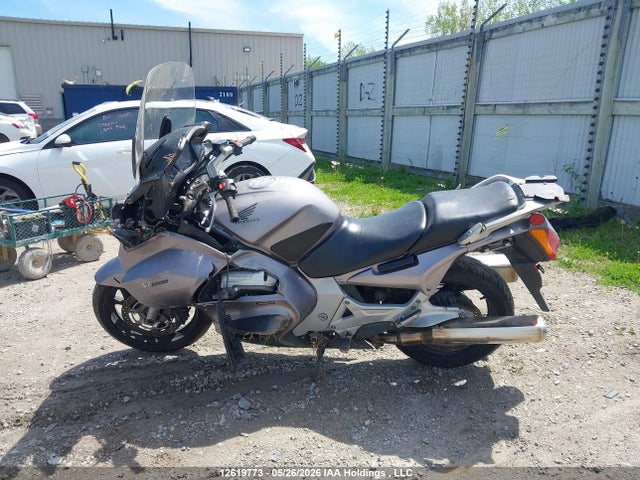 Продажа на аукционе авто 2003 Honda St1300 A, vin: JH2SC51533M100184, номер лота: 12619773