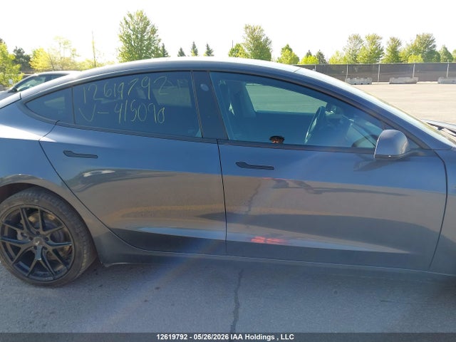 2019 Tesla Model 3 Long Range/performance მანქანა იყიდება აუქციონზე, vin: 5YJ3E1EB3KF415090, აუქციონის ნომერი: 12619792
