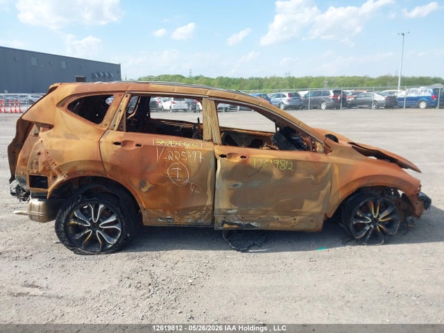 12619812 :رقم المزاد ، 2HKRW2H86NH225397 vin ، 2022 Honda Cr-v مزاد بيع