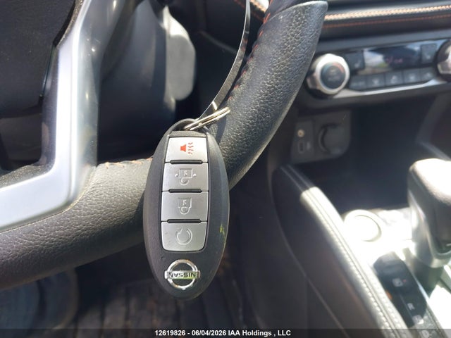 2018 Nissan Kicks S/sr/sv მანქანა იყიდება აუქციონზე, vin: 3N1CP5CU3JL527302, აუქციონის ნომერი: 12619826