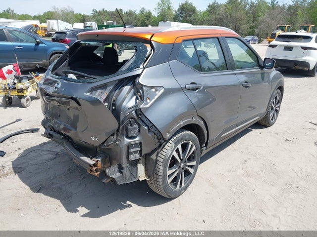 2018 Nissan Kicks S/sr/sv მანქანა იყიდება აუქციონზე, vin: 3N1CP5CU3JL527302, აუქციონის ნომერი: 12619826