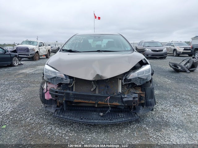 12619835 :رقم المزاد ، 2T1BURHE0JC009239 vin ، 2018 Toyota Corolla Se مزاد بيع