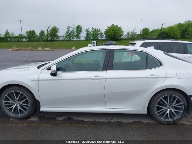 Auction sale of the 2024 Toyota Camry Hybrid Xle, vin: 4T1B21HK5RU021099, lot number: 12619864