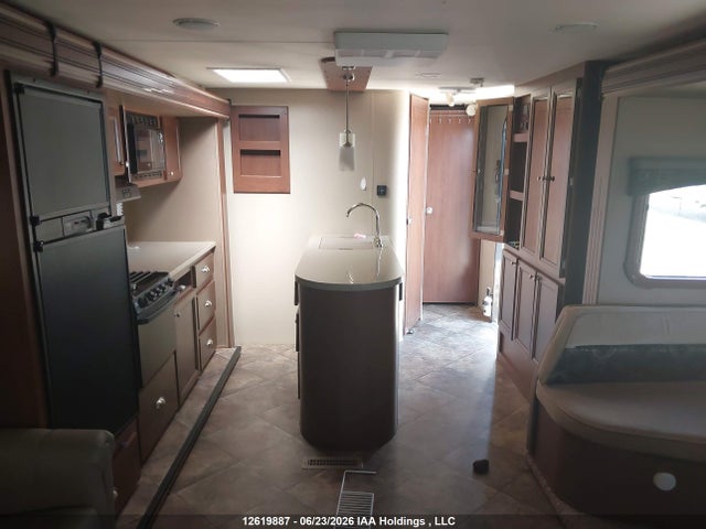 Dutchmen Coleman 2015 4YDT30522FJ930352 Image 5