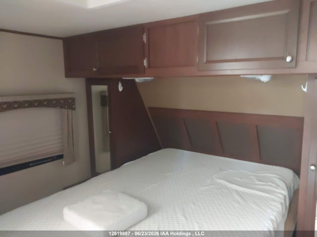 Dutchmen Coleman 2015 4YDT30522FJ930352 Image 7