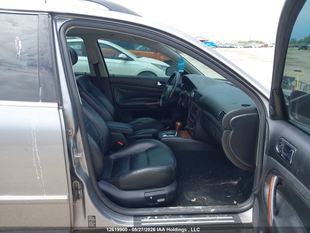 2002 Volkswagen Passat Glx მანქანა იყიდება აუქციონზე, vin: WVWYH23B52E059880, აუქციონის ნომერი: 12619900