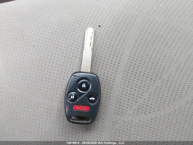 Продажа на аукционе авто 2012 Honda Civic Lx, vin: 2HGFB2F48CH021805, номер лота: 12619914