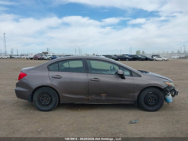 Продажа на аукционе авто 2012 Honda Civic Lx, vin: 2HGFB2F48CH021805, номер лота: 12619914