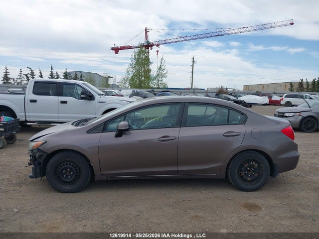 Продажа на аукционе авто 2012 Honda Civic Lx, vin: 2HGFB2F48CH021805, номер лота: 12619914