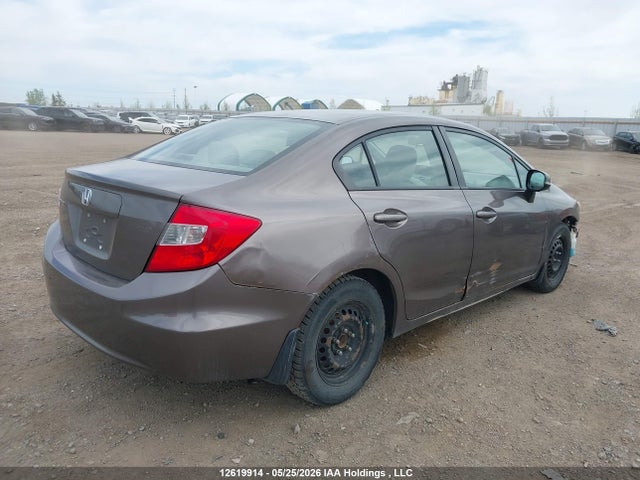 Продажа на аукционе авто 2012 Honda Civic Lx, vin: 2HGFB2F48CH021805, номер лота: 12619914