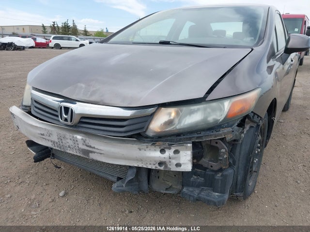 Продажа на аукционе авто 2012 Honda Civic Lx, vin: 2HGFB2F48CH021805, номер лота: 12619914