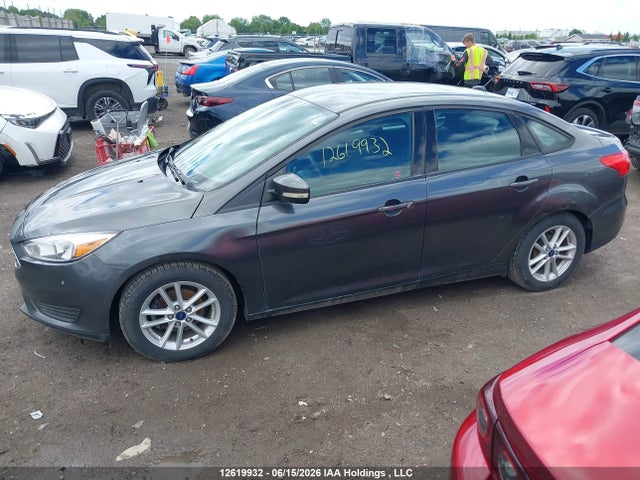 Ford Focus 2015 1FADP3F24FL370744 Image 14