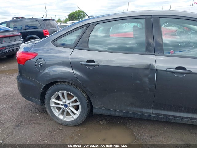Ford Focus 2015 1FADP3F24FL370744 Image 6