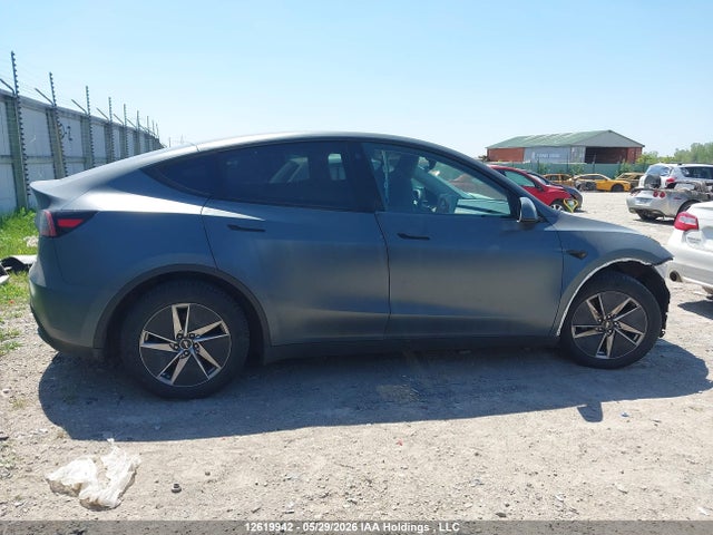 12619942 :رقم المزاد ، 7SAYGDEE7PF592537 vin ، 2023 Tesla Model Y Long Range مزاد بيع