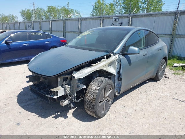 12619942 :رقم المزاد ، 7SAYGDEE7PF592537 vin ، 2023 Tesla Model Y Long Range مزاد بيع