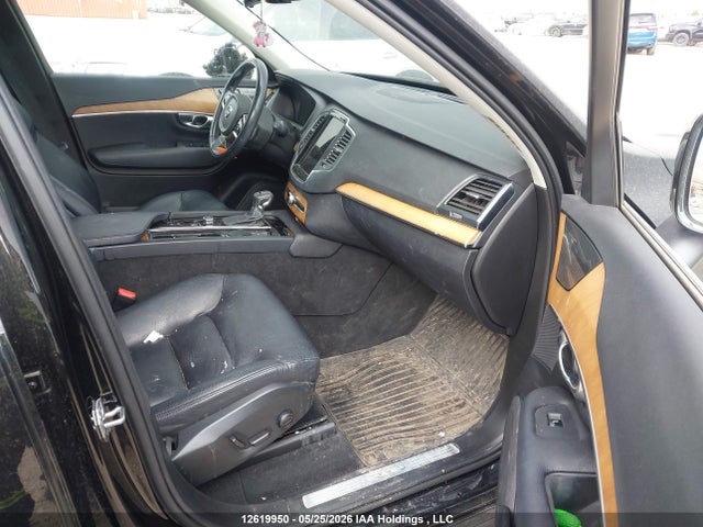 Продажа на аукционе авто 2021 Volvo Xc90 T6 Momentum 6 Passenger, vin: YV4A221K1M1768500, номер лота: 12619950