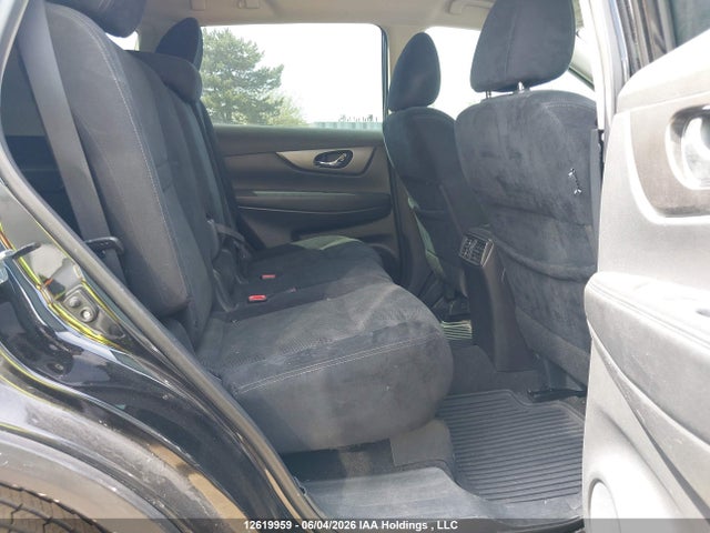 2015 Nissan Rogue S/sl/sv მანქანა იყიდება აუქციონზე, vin: 5N1AT2MT8FC846004, აუქციონის ნომერი: 12619959