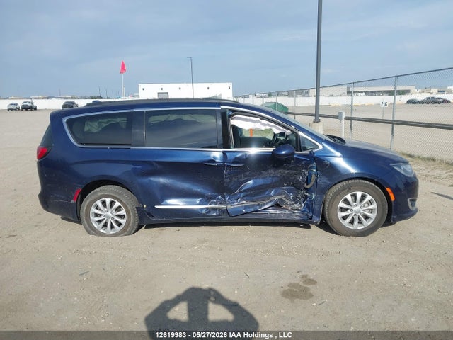 Chrysler Pacifica Touring L 2017 2C4RC1BG2HR743517 Image 13