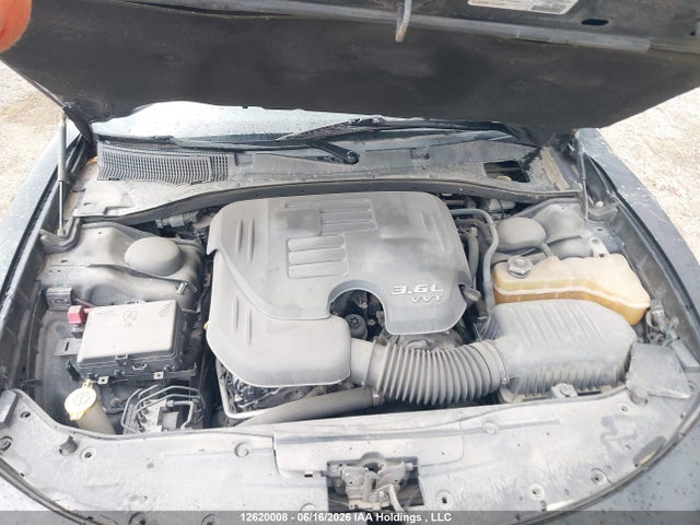 2C3CDXJG3GH242748 Dodge Charger Sxt