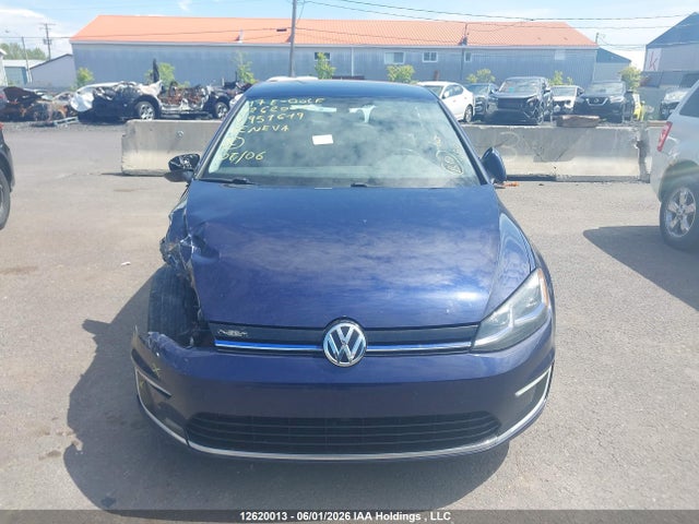 12620013 :رقم المزاد ، WVWPR7AUXHW951619 vin ، 2017 Volkswagen E-golf Comfortline مزاد بيع