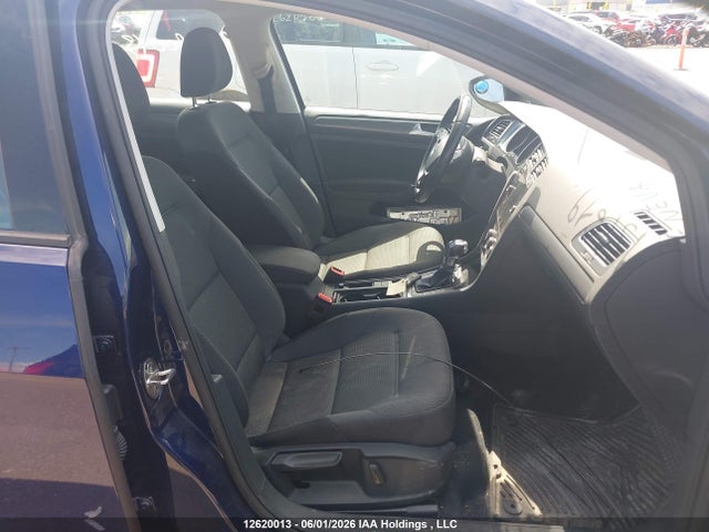 12620013 :رقم المزاد ، WVWPR7AUXHW951619 vin ، 2017 Volkswagen E-golf Comfortline مزاد بيع