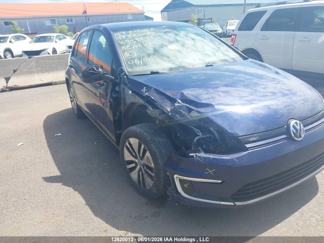 12620013 :رقم المزاد ، WVWPR7AUXHW951619 vin ، 2017 Volkswagen E-golf Comfortline مزاد بيع