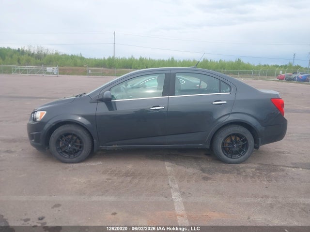 Продажа на аукционе авто 2014 Chevrolet Sonic Lt Auto, vin: 1G1JC5EH4E4243553, номер лота: 12620020