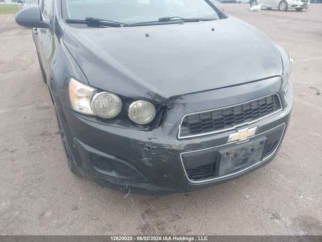 Продажа на аукционе авто 2014 Chevrolet Sonic Lt Auto, vin: 1G1JC5EH4E4243553, номер лота: 12620020