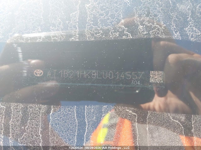 12620024 :رقم المزاد ، 4T1B21HK8LU014557 vin ، 2020 Toyota Camry Xle/se مزاد بيع
