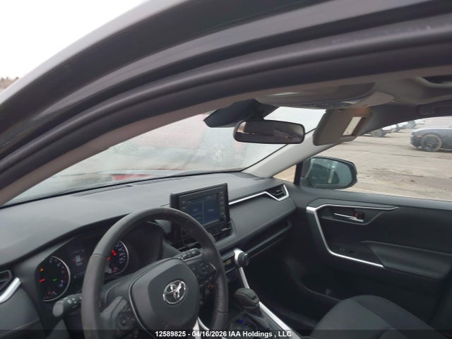 12589825 :رقم المزاد ، 2T3R1RFV7KC017339 vin ، 2019 Toyota Rav4 Xle مزاد بيع
