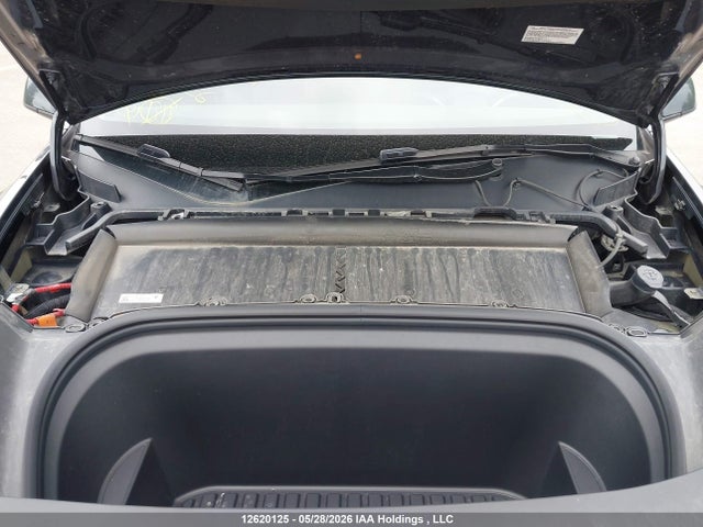 12620125 :رقم المزاد ، 7SAYGDEE7RF019186 vin ، 2024 Tesla Model Y مزاد بيع