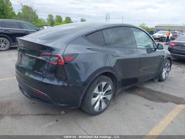 12620125 :رقم المزاد ، 7SAYGDEE7RF019186 vin ، 2024 Tesla Model Y مزاد بيع