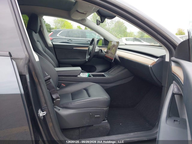 12620125 :رقم المزاد ، 7SAYGDEE7RF019186 vin ، 2024 Tesla Model Y مزاد بيع